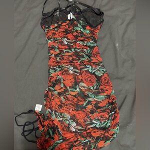 Fashion Nova Red and Green Floral Come Back To Me Mesh
Chemise - Red/combo